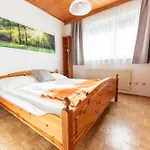 Apartmenthaus Pernull Daire *