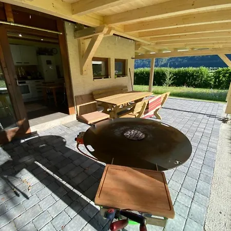 Apartmenthaus Pernull Tropolach