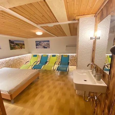 Apartmenthaus Pernull Apartman