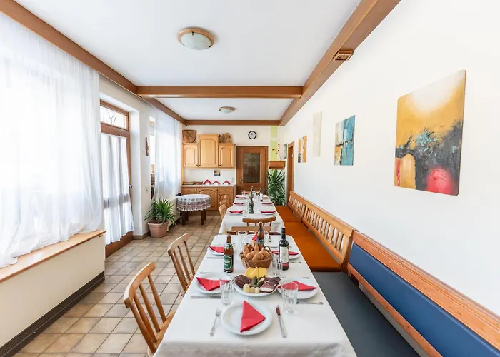 Apartmenthaus Pernull Apartman *