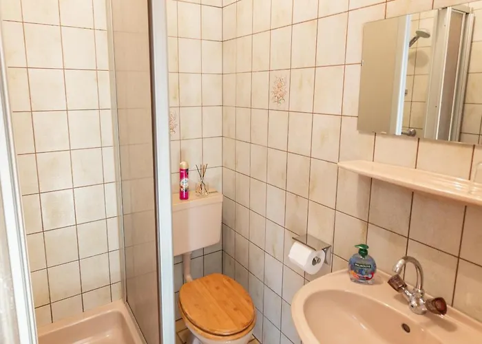 Apartmenthaus Pernull Apartman *